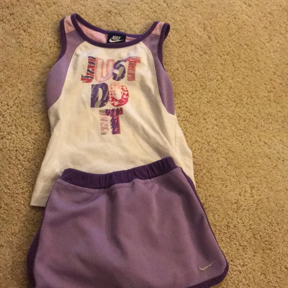 Children’s Nike top and skirt set